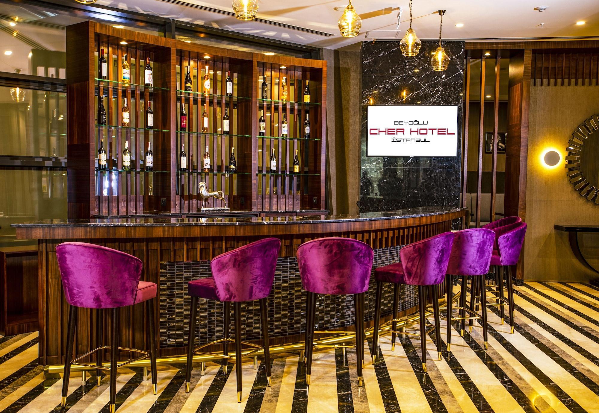 Cher Hotel & Spa Taksim Estambul Exterior foto The bar at the hotel